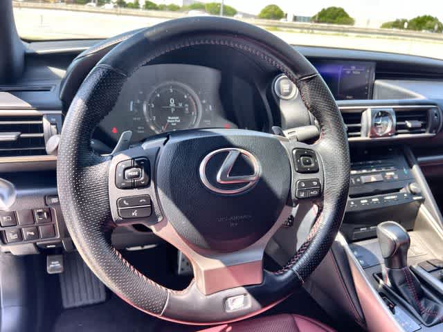 Thumbnail: 2018 Lexus IS - 17