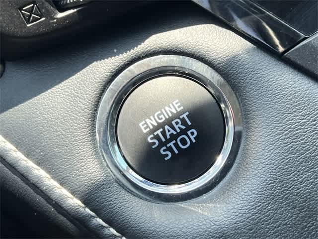 2018 Toyota RAV4 XLE 28
