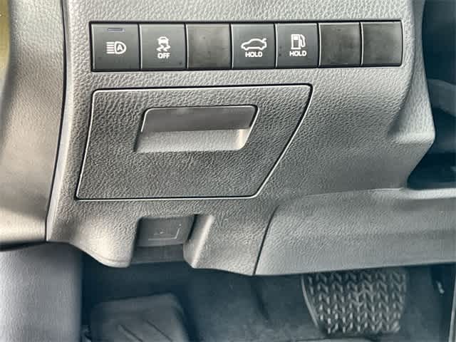 Thumbnail: 2022 Toyota Camry - 30