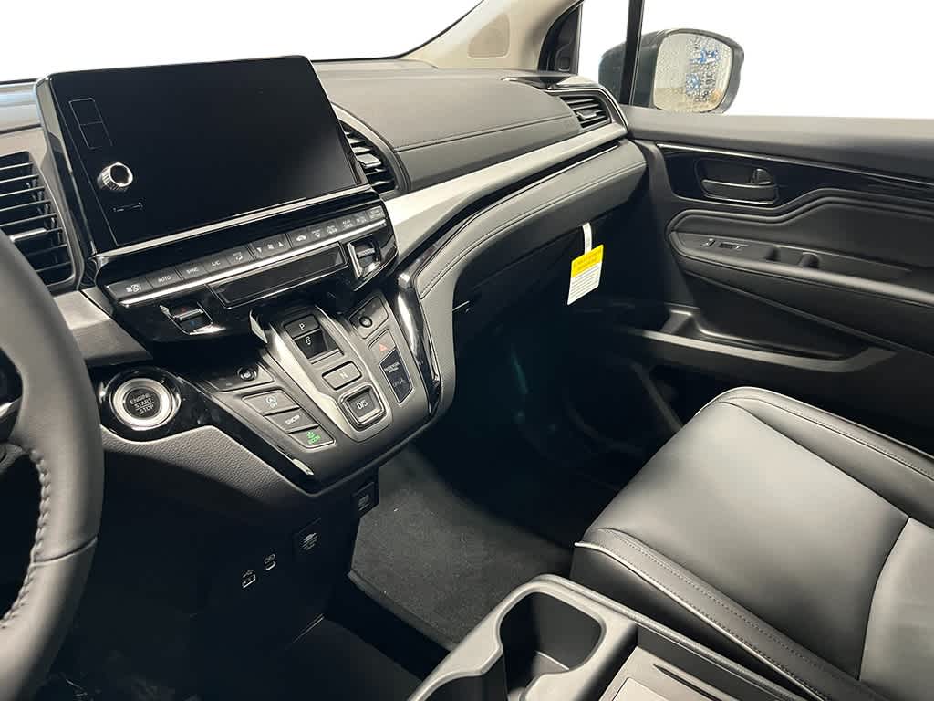 Thumbnail: 2026 Honda Odyssey - 16