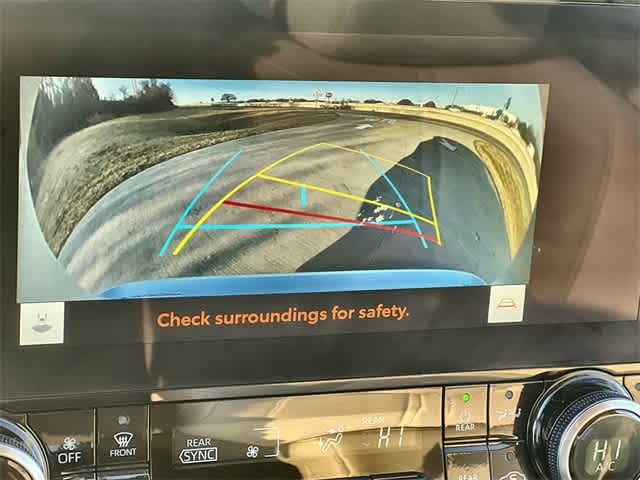 Thumbnail: 2023 Toyota Highlander - 26