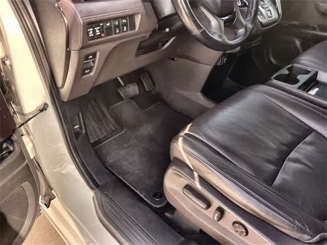 Thumbnail: 2019 Honda Odyssey - 3