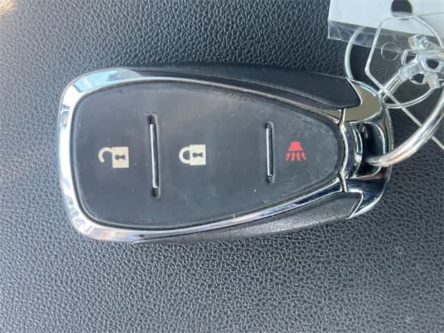 Thumbnail: 2023 Chevrolet Equinox - 21