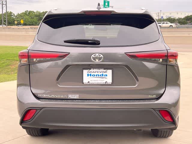 Thumbnail: 2024 Toyota Highlander - 6