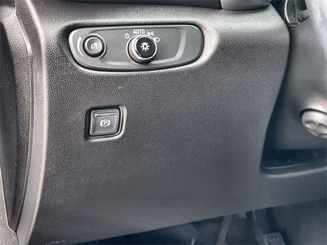 Thumbnail: 2023 Chevrolet Blazer - 29