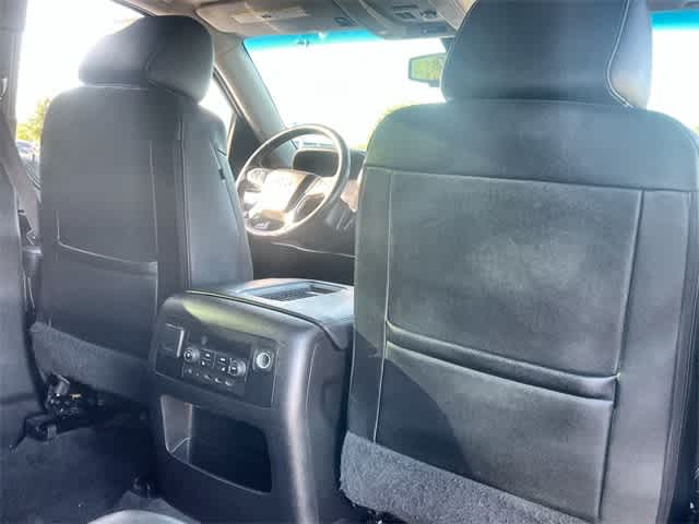 Thumbnail: 2017 Chevrolet Suburban - 12