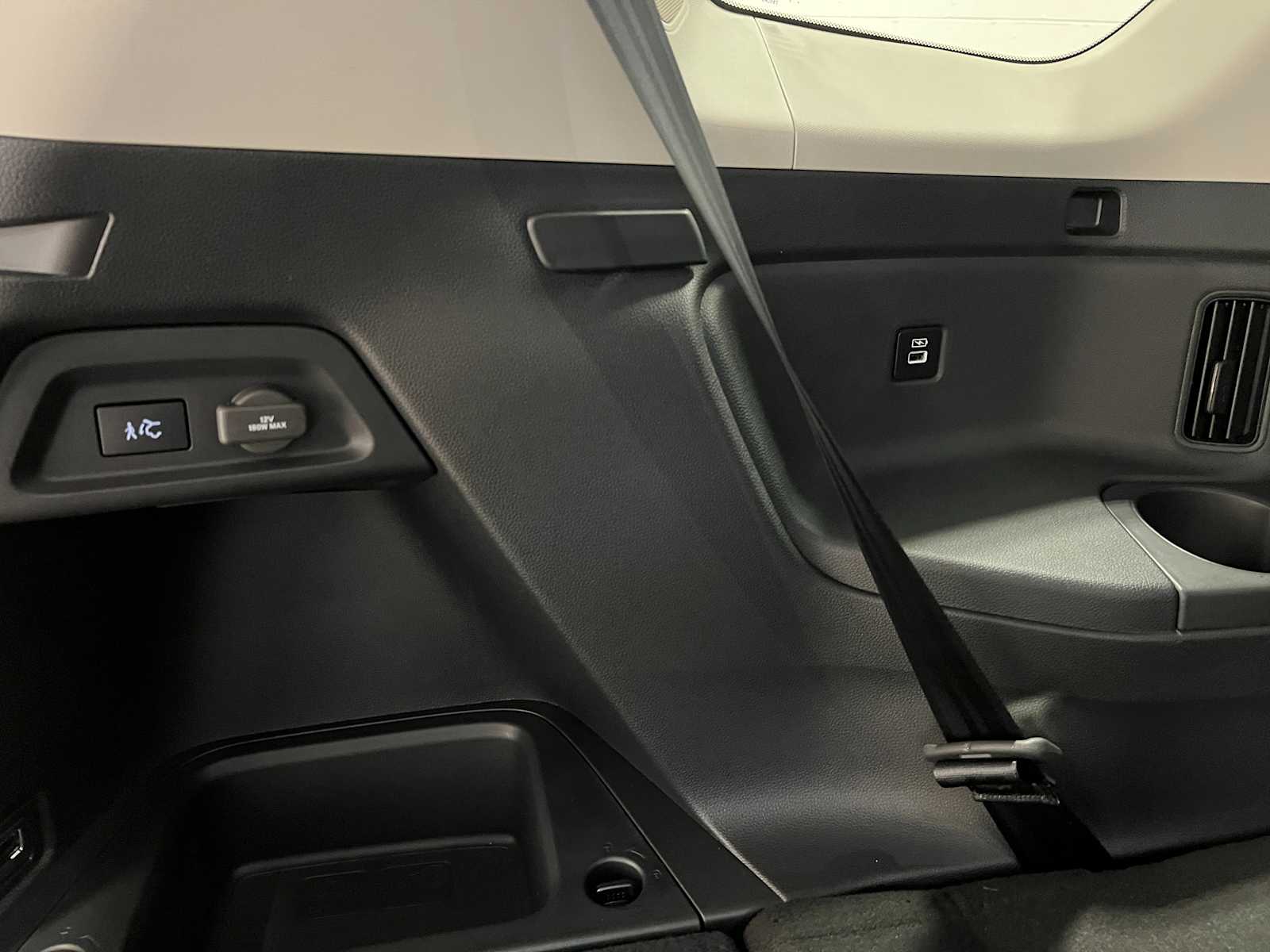 2025 Honda Pilot Elite 33