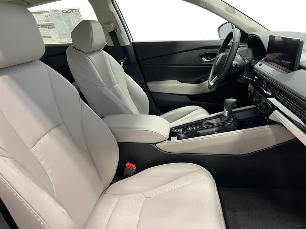 Thumbnail: 2025 Honda Accord - 32