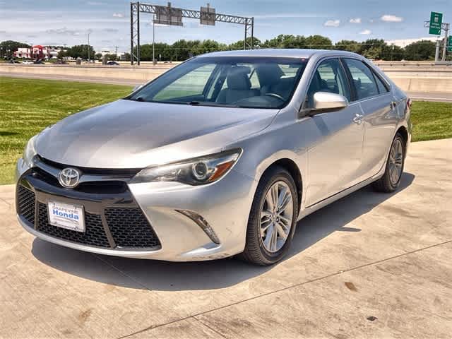 2016 Toyota Camry SE -
                  Grapevine, TX