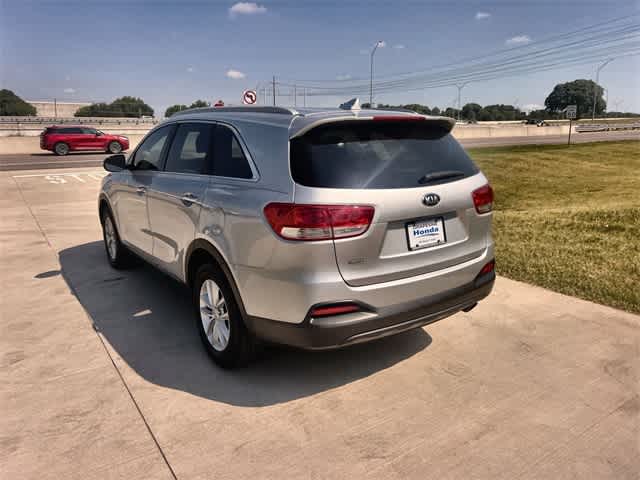 Thumbnail: 2018 Kia Sorento - 5