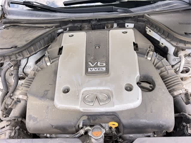 2014 INFINITI Q50 Premium 10
