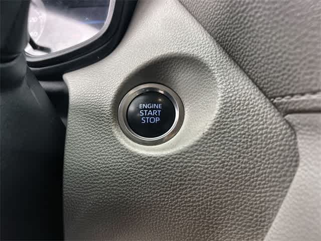 Thumbnail: 2022 Toyota Corolla Cross - 28