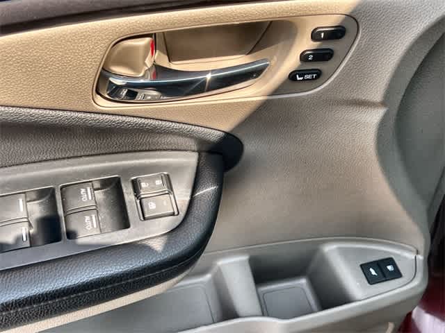 Thumbnail: 2022 Honda Pilot - 30