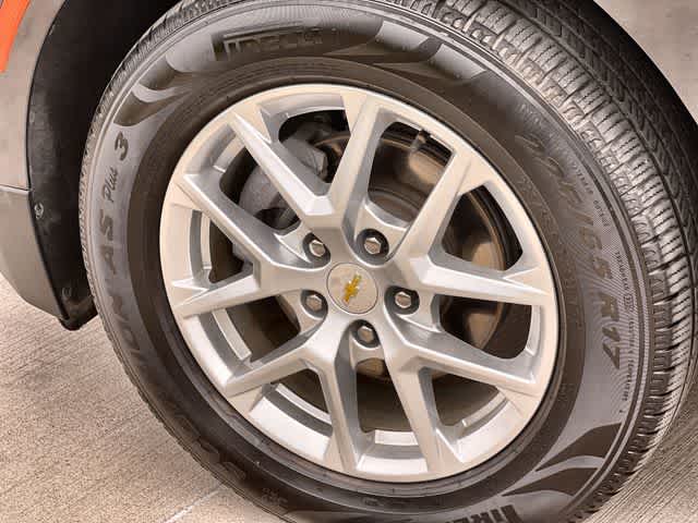 Thumbnail: 2022 Chevrolet Equinox - 9