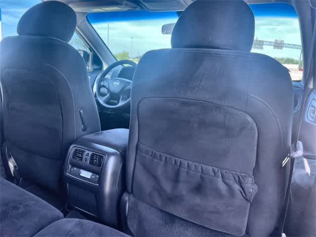 Thumbnail: 2015 Nissan Pathfinder - 13