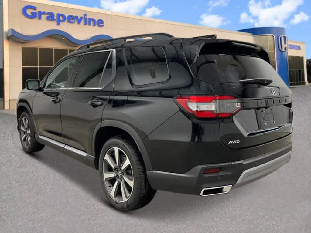 New 2025 Honda Pilot Touring SUV