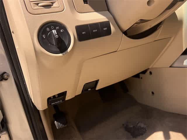 Thumbnail: 2012 Ford Escape - 27