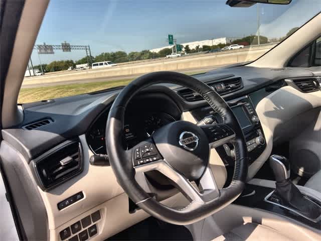 Thumbnail: 2022 Nissan Rogue Sport - 15
