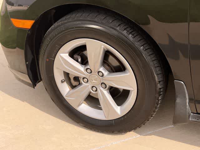 Thumbnail: 2018 Honda Odyssey - 9
