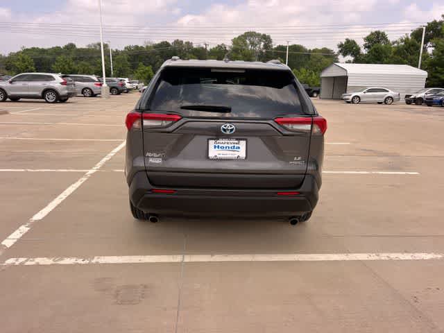 Thumbnail: 2021 Toyota RAV4 - 6