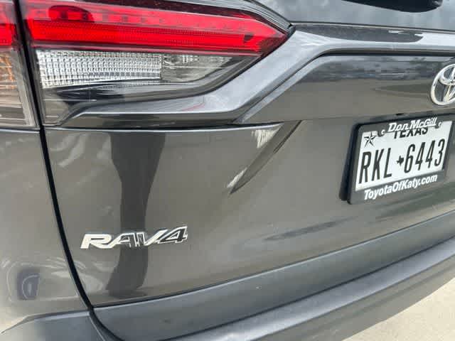 Thumbnail: 2021 Toyota RAV4 - 13