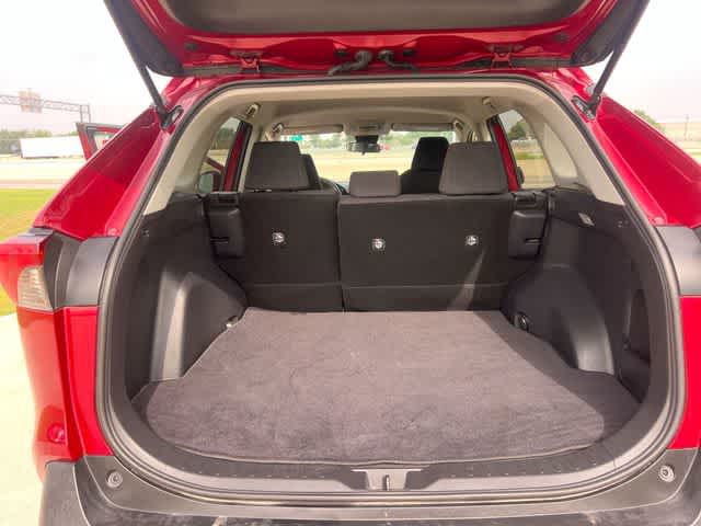 Thumbnail: 2021 Toyota RAV4 - 20