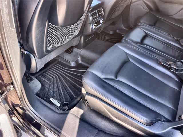 Thumbnail: 2017 Audi Q7 - 33