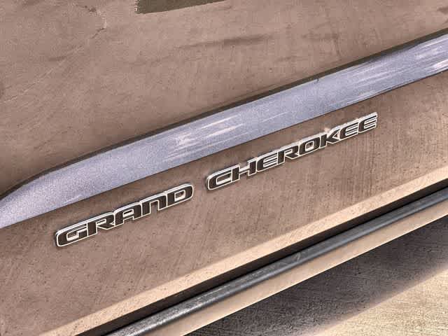 Thumbnail: 2018 Jeep Grand Cherokee - 7