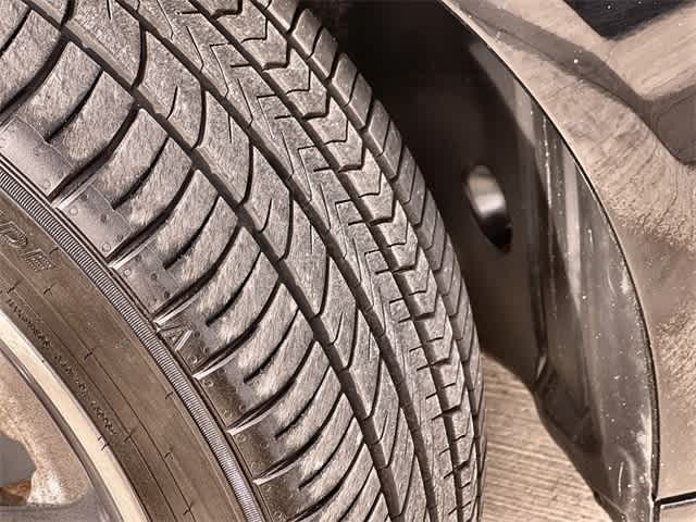 Thumbnail: 2016 Mercedes-Benz C-Class - 23