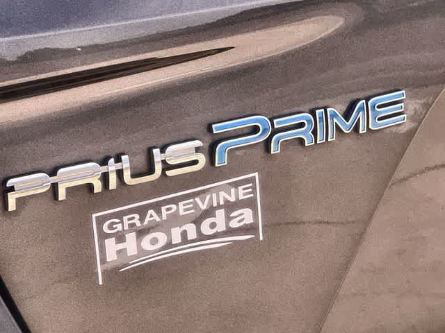 Thumbnail: 2020 Toyota Prius Prime - 8