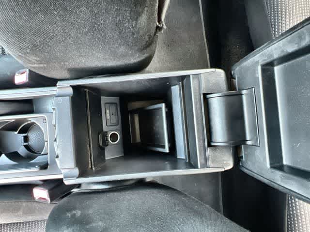 Thumbnail: 2013 Mazda Mazda3 - 26