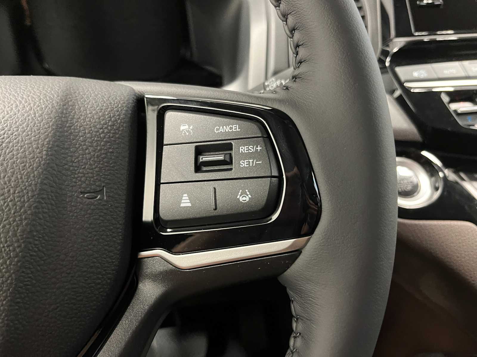 Thumbnail: 2026 Honda Odyssey - 17