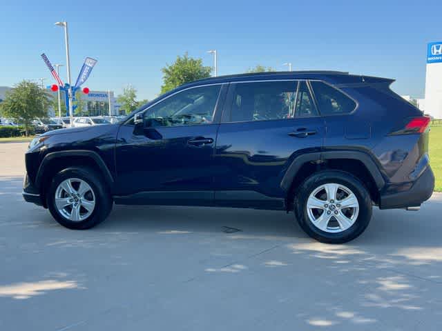Thumbnail: 2019 Toyota RAV4 - 4