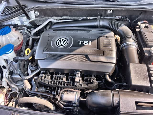 Thumbnail: 2015 Volkswagen Passat - 10