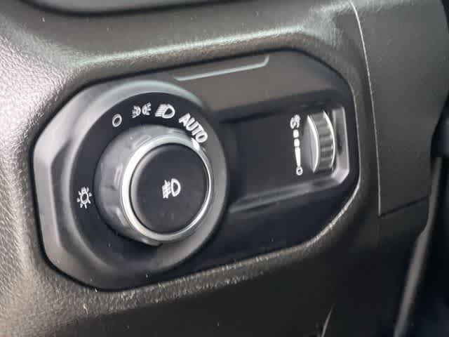 Thumbnail: 2023 Jeep Wrangler - 29