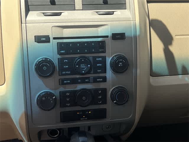 Thumbnail: 2012 Ford Escape - 18