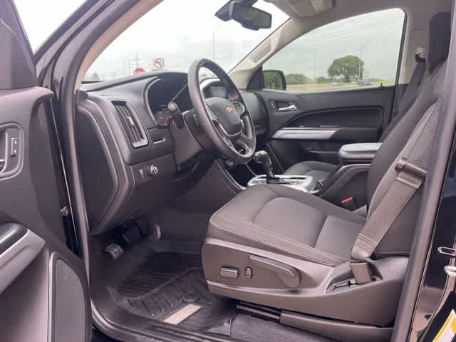 Thumbnail: 2021 Chevrolet Colorado - 3