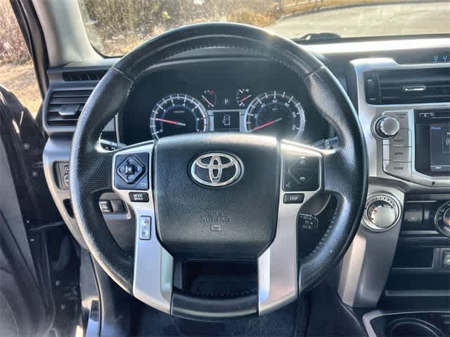 Thumbnail: 2015 Toyota 4Runner - 17