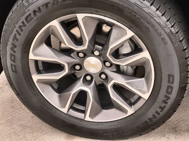 Thumbnail: 2023 Chevrolet Tahoe - 9