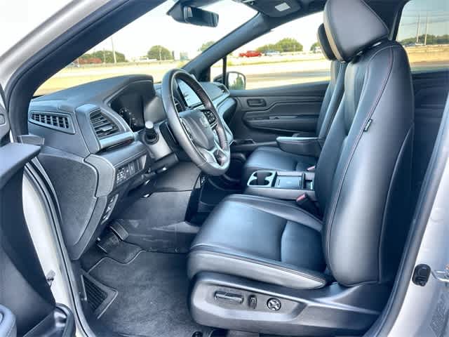 2025 Honda Odyssey photo 3