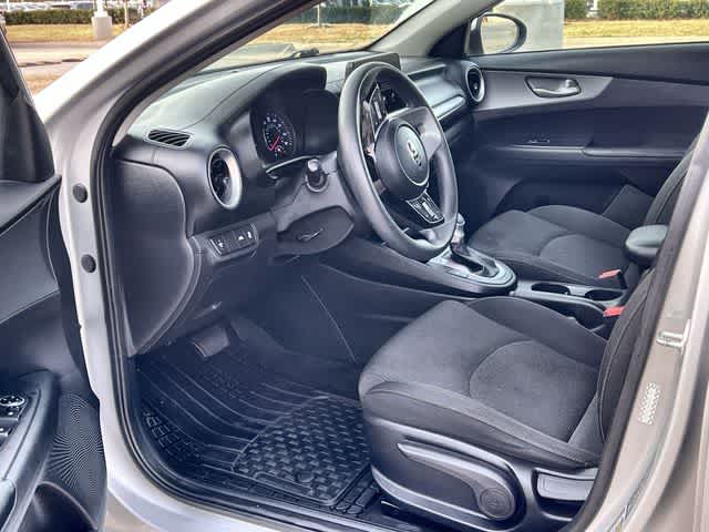 Thumbnail: 2021 Kia Forte - 3