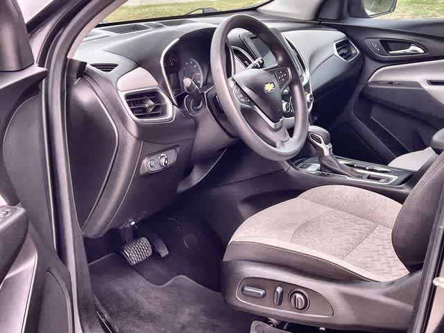 Thumbnail: 2022 Chevrolet Equinox - 3