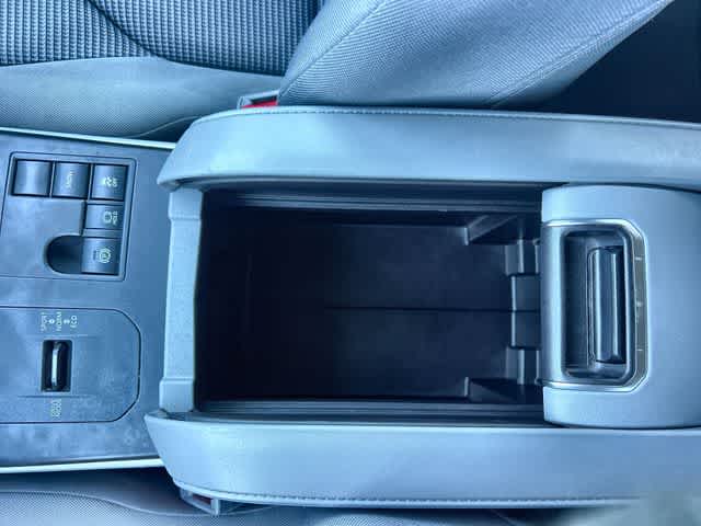 Thumbnail: 2024 Toyota Highlander - 27
