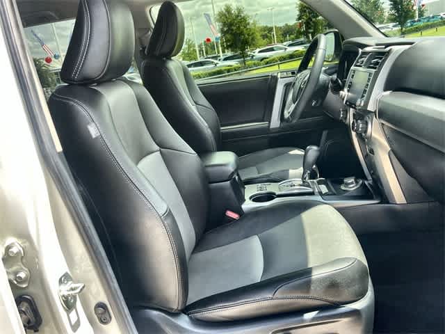 Thumbnail: 2020 Toyota 4Runner - 12