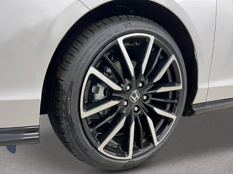 Thumbnail: 2025 Honda Accord - 11