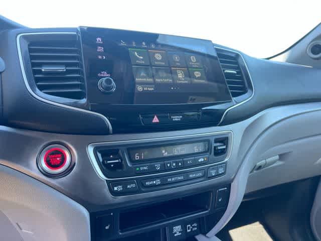 Thumbnail: 2019 Honda Pilot - 18