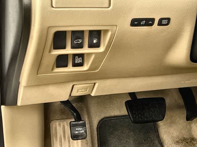 Thumbnail: 2015 Lexus RX - 29