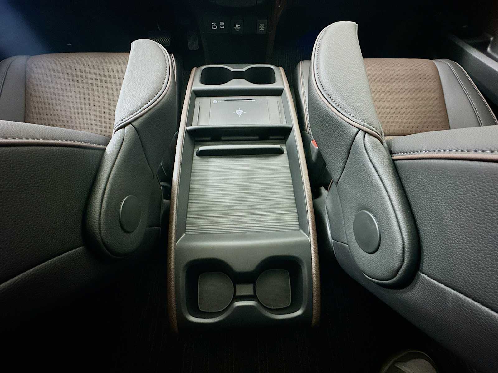 Thumbnail: 2026 Honda Odyssey - 20