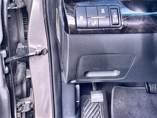 Thumbnail: 2015 Kia Sorento - 29