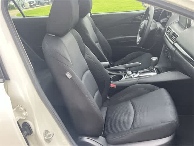 2016 Mazda Mazda3 i Sport 12